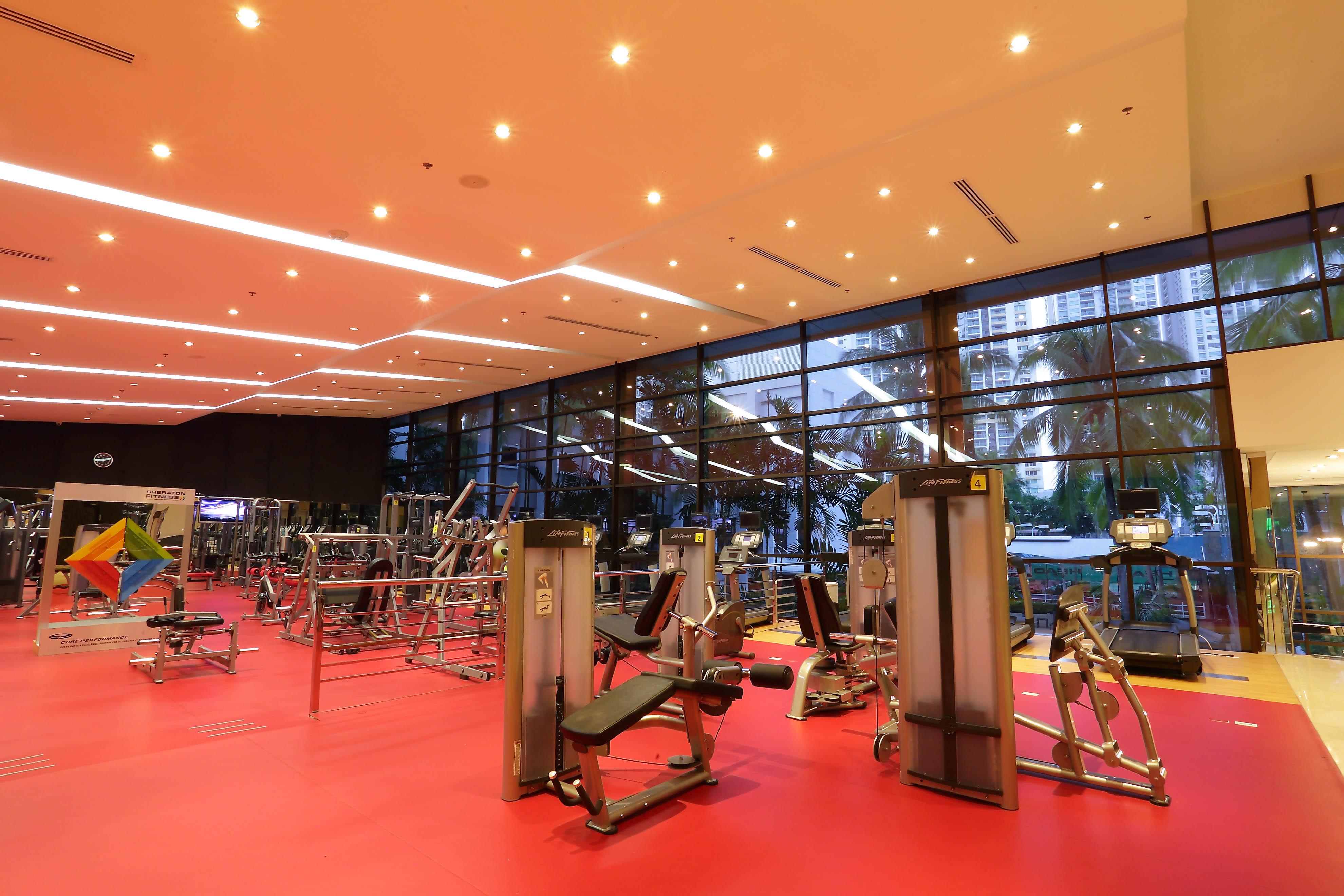 Sheraton Grand Panama Exterior photo The gym at the hotel