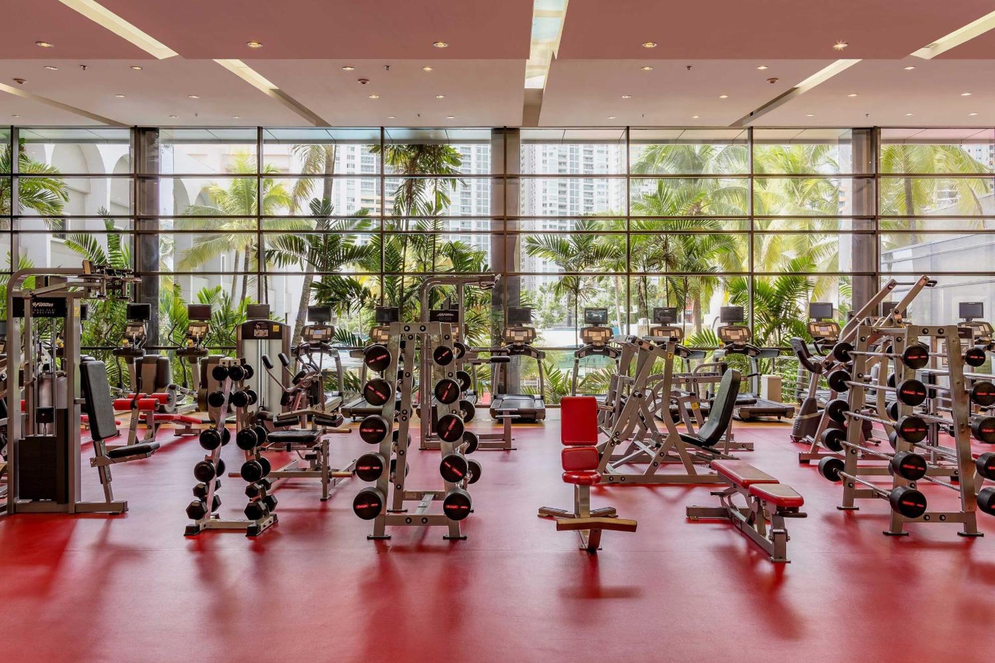 Sheraton Grand Panama Exterior photo The gym at the InterContinental Hotel, Kuala Lumpur