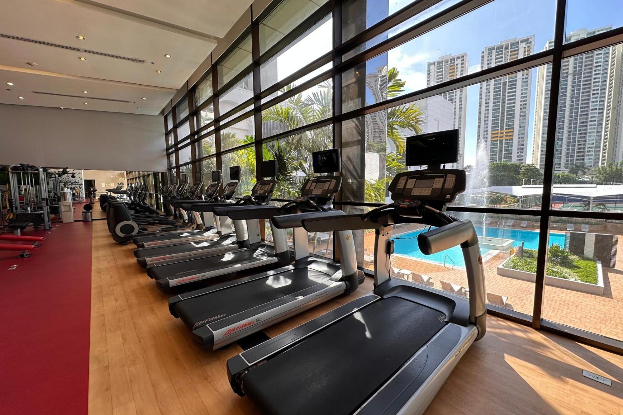 Sheraton Grand Panama Exterior photo The gym at the clubhouse