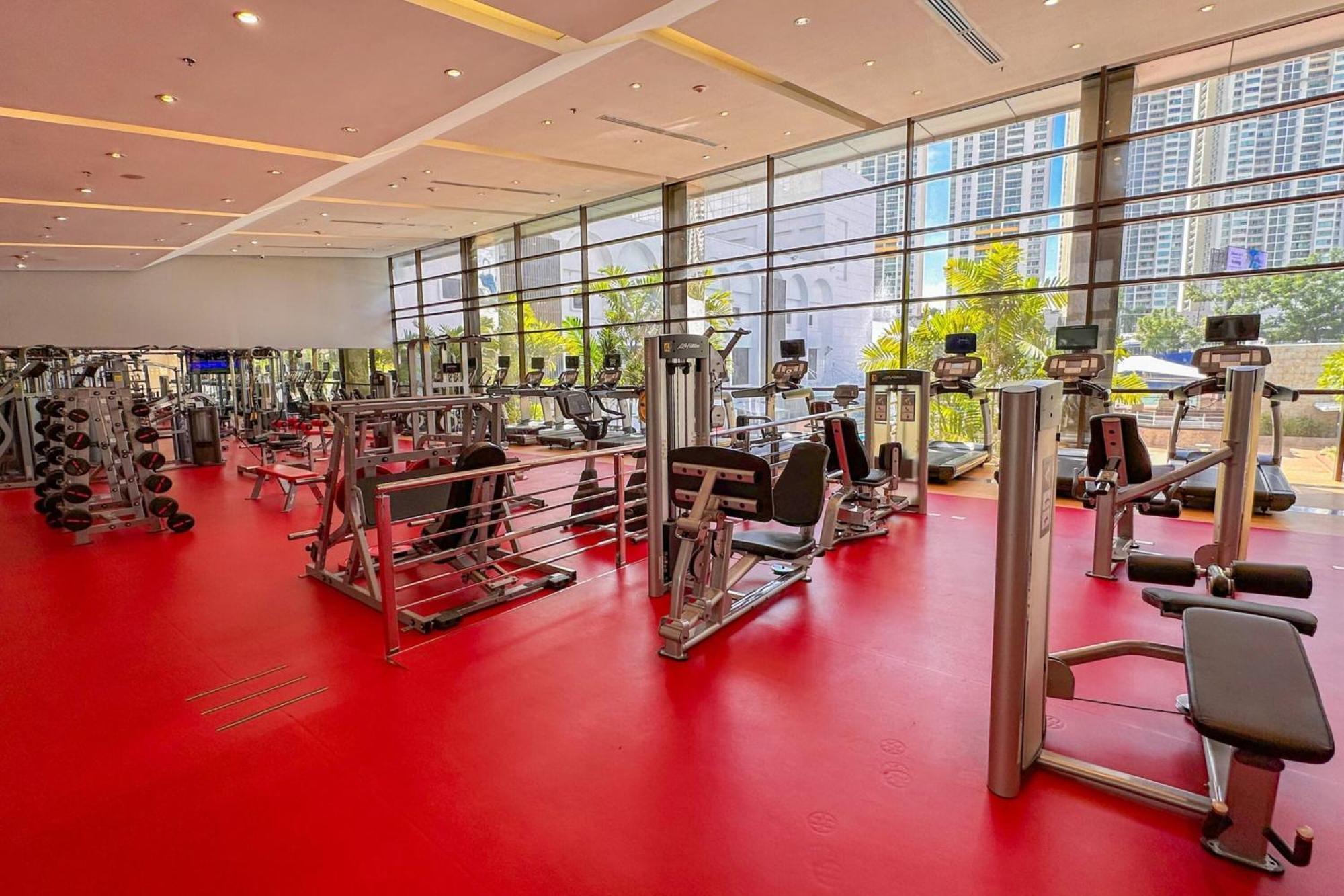 Sheraton Grand Panama Exterior photo The gym at the hotel