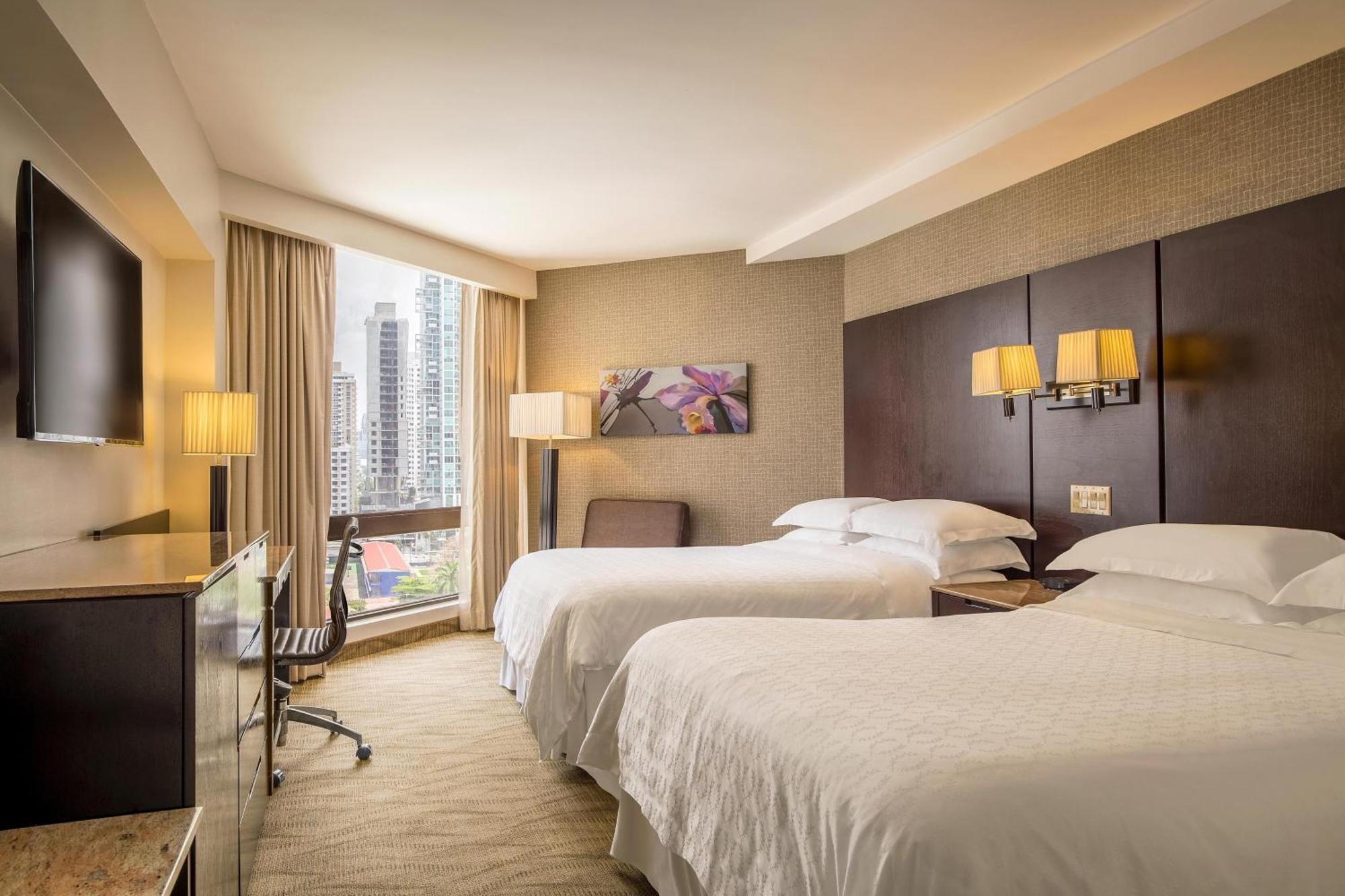 Sheraton Grand Panama Exterior photo Deluxe room
