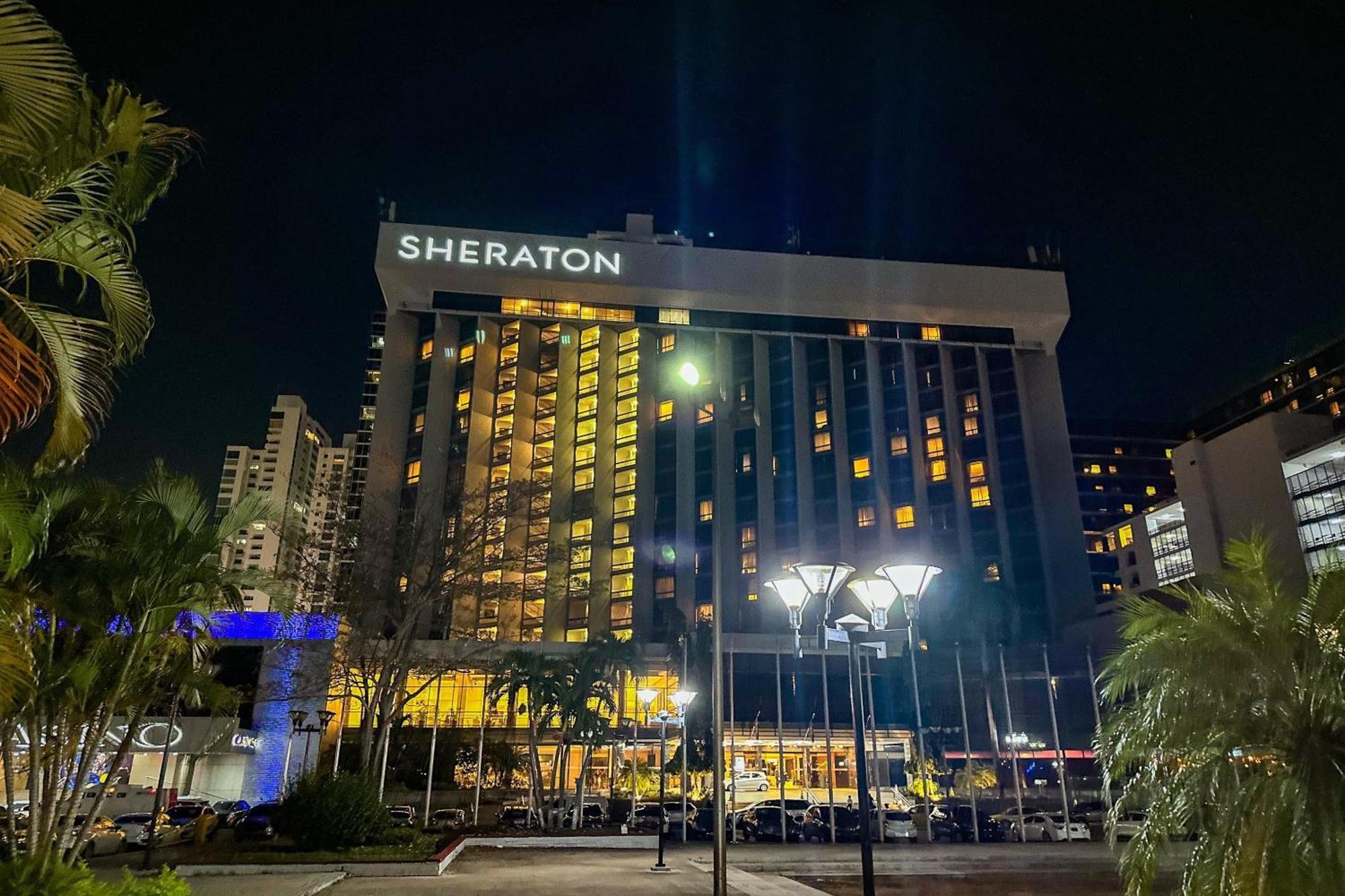 Sheraton Grand Panama Exterior photo Sheraton Surabaya